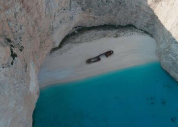 Η κακοκαιρία έπληξε το «Ναυάγιο» στη Ζάκυνθο