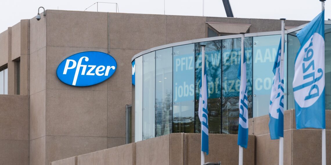 Φτάνουν στην Ελλάδα τα χάπια της Merck και της Pfizer