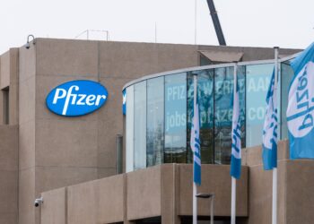 Φτάνουν στην Ελλάδα τα χάπια της Merck και της Pfizer