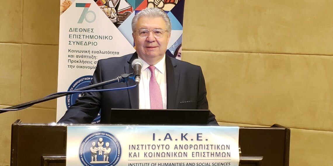 Επαναλειτουργεί το Συμβούλιο Απόδημου Ελληνισμού