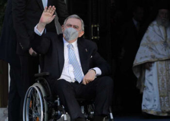 Στο «Αττικόν» με κορονοϊό ο τέως Βασιλιάς της Ελλάδας