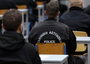 Μειώθηκαν τα κρούσματα στην Ελληνική Αστυνομία